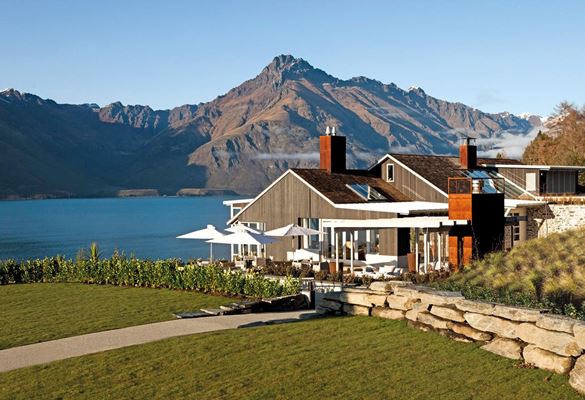 GET CLOSER TO NATURE WITH NEW ZEALAND STAYS